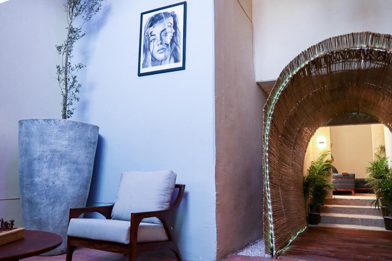 Real Santuario Aparthotel Guadalajara Buitenkant foto